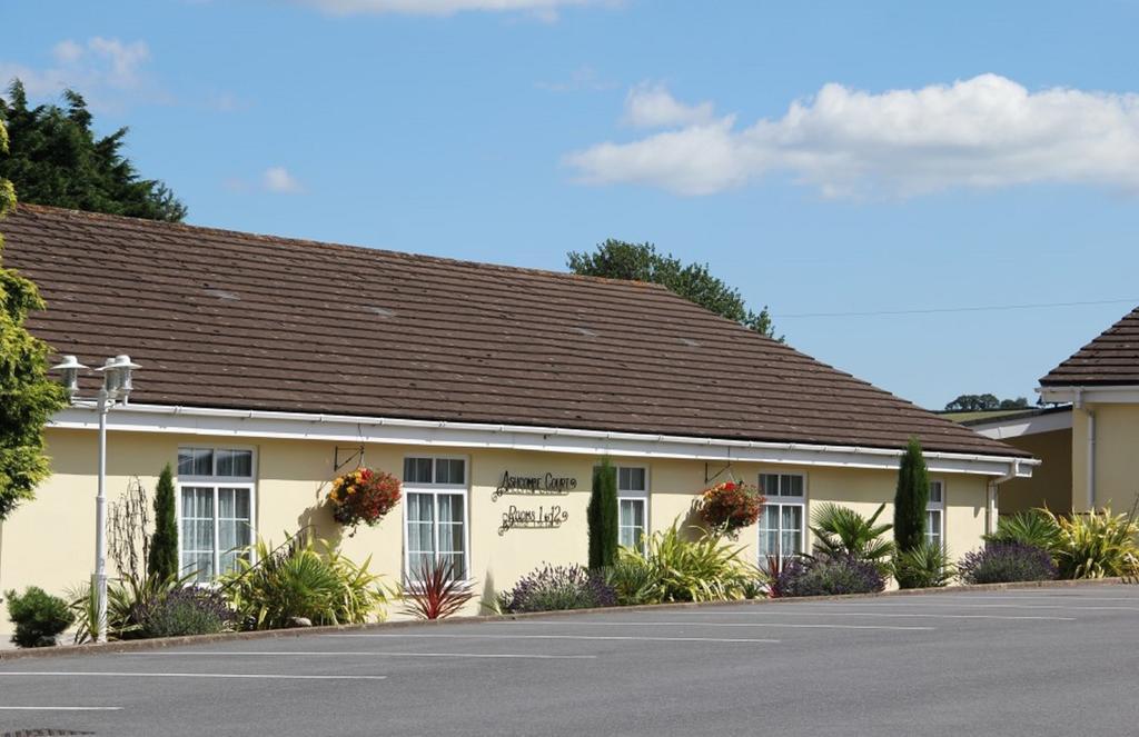 Hotel Exeter Court 3*