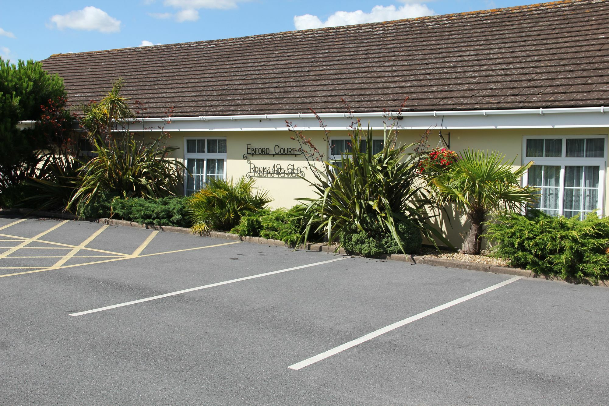 Exeter Court Hotel 3*
